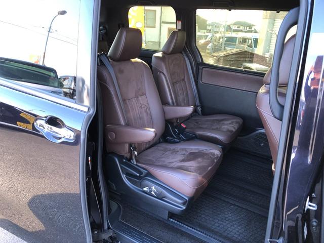 エスクァイア Ｇｉ　プレミアムパッケージ　純正１０インチＳＤナビ　フルセグＴＶ　バックモニター　後席１２．１インチフリップダウンモニター　ビルトインＥＴＣ　スマートキー２個　両側パワースライドドア　ハーフレザーシート　シートヒーター（48枚目）