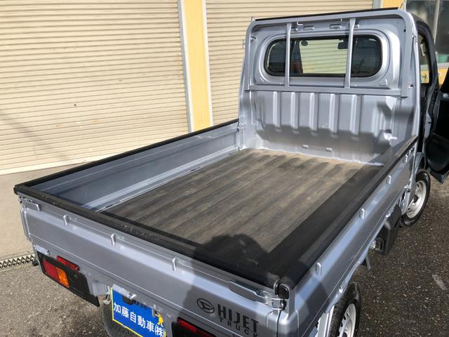 ハイゼットトラック スタンダード　スマートキー２個　プッシュスタート　スマアシ　パワーウインド　ＥＴＣ　クリアランスソナー　アイドリングストップ　電格ドアミラー　オートライト　ＦＭＡＭラジオ　荷台マット（32枚目）