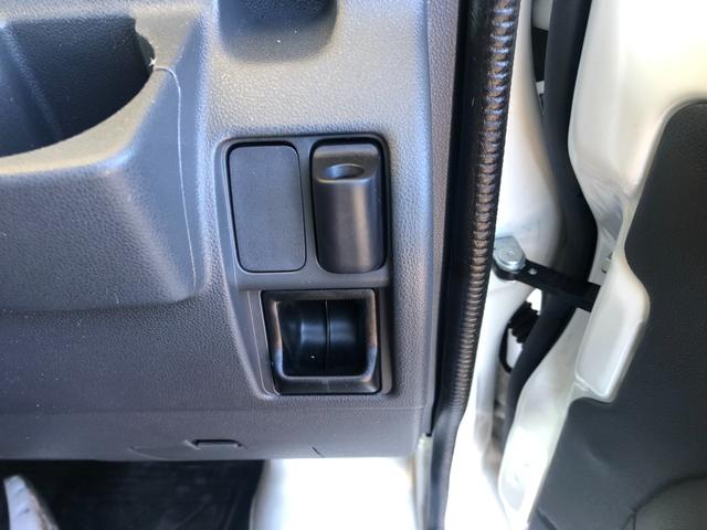 ハイゼットカーゴ ＤＸ　社外ポータブルナビ　ワンセグＴＶ　キーレス　パワーウインド　ファブリックシート　ルーフシェルフ　社外１２インチアルミ（19枚目）