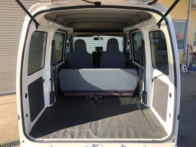 ハイゼットカーゴ ＤＸ　社外ポータブルナビ　ワンセグＴＶ　キーレス　パワーウインド　ファブリックシート　ルーフシェルフ　社外１２インチアルミ（33枚目）