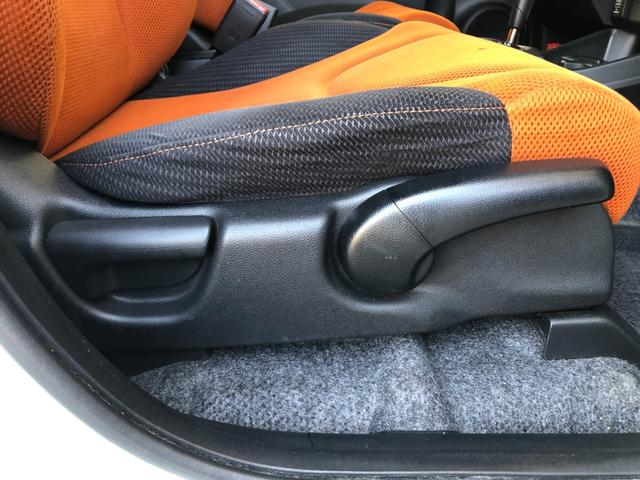 フィット RS 社外メモリーナビ ワンセグTV ETC 前後ドラレコ キーレス 純正16インチアルミ HIDヘッドライト フォグランプ 純正エアロ リアスポ(6枚目)