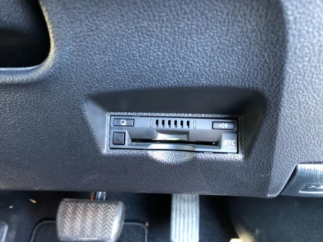 プリウス Ａ　純正９インチＳＤナビ　フルセグＴＶ　バックガイドモニター　ビルトインＥＴＣ　ステアリングリモコン　前後ドラレコ　クルコン　スマートキー２個　ＨＵＤ　ＢＳＭ　ＬＤＡ　プリクラッシュセーフティ　Ｐアシスト（17枚目）