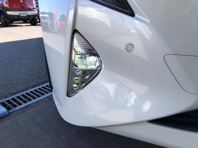 プリウス Ａ　純正９インチＳＤナビ　フルセグＴＶ　バックガイドモニター　ビルトインＥＴＣ　ステアリングリモコン　前後ドラレコ　クルコン　スマートキー２個　ＨＵＤ　ＢＳＭ　ＬＤＡ　プリクラッシュセーフティ　Ｐアシスト（46枚目）