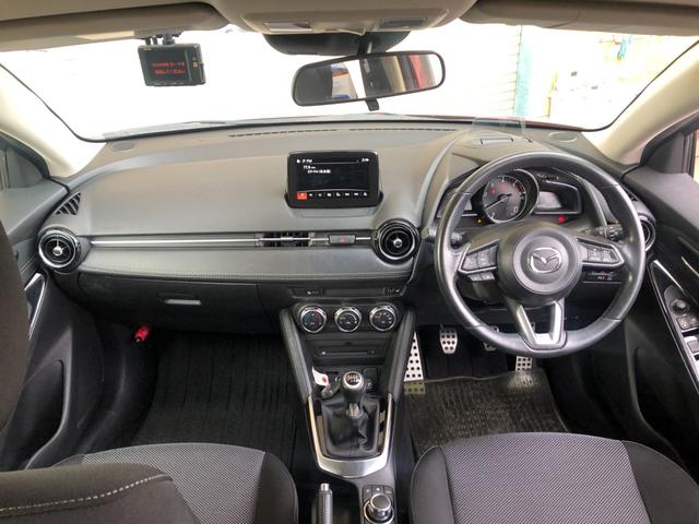 デミオ ＸＤツーリング　６速ミッション　純正ＳＤナビ　フルセグＴＶ　全方位モニター　ステアリングリモコン　ＥＴＣ　シートヒーター　ＴＥＩＮ車高調　前後ドラレコ　クルーズコントロール　アドバンストキー２個　ｉーＳＴＯＰ（10枚目）