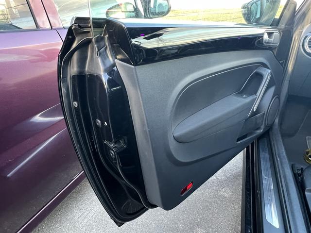 ETC ナビ オートクルーズコントロール アルミホイール HID キーレスエントリー AT 盗難防止システム ABS CD エアコン(33枚目)