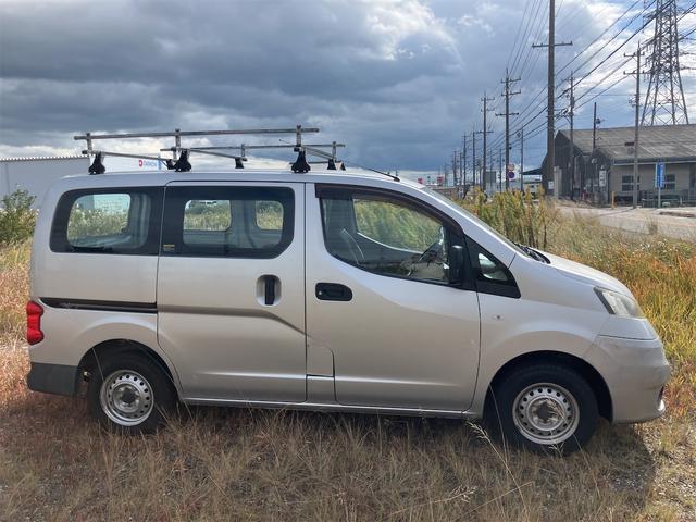 ＮＶ２００バネットバン ＤＸ　ＥＴＣ　バックカメラ　ナビ　ＴＶ　両側スライドドア　キーレスエントリー　ＡＴ　ＣＤ　ＵＳＢ　エアコン　パワーウィンドウ（4枚目）