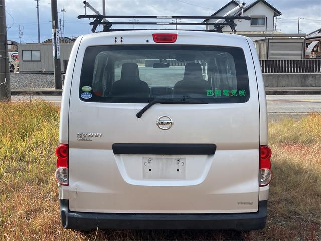 ＮＶ２００バネットバン ＤＸ　ＥＴＣ　バックカメラ　ナビ　ＴＶ　両側スライドドア　キーレスエントリー　ＡＴ　ＣＤ　ＵＳＢ　エアコン　パワーウィンドウ（6枚目）