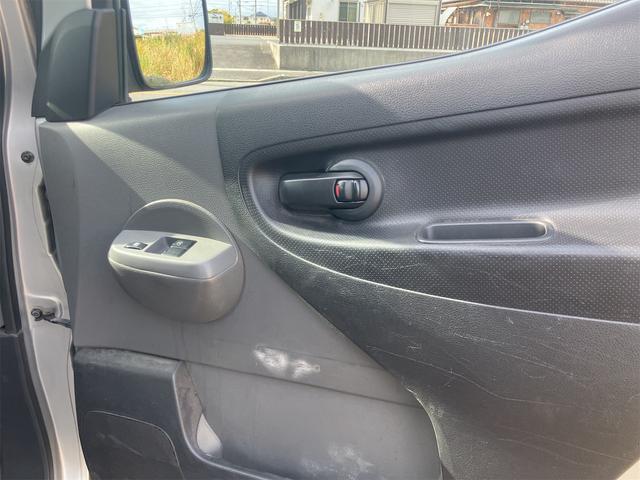 ＮＶ２００バネットバン ＤＸ　ＥＴＣ　バックカメラ　ナビ　ＴＶ　両側スライドドア　キーレスエントリー　ＡＴ　ＣＤ　ＵＳＢ　エアコン　パワーウィンドウ（16枚目）