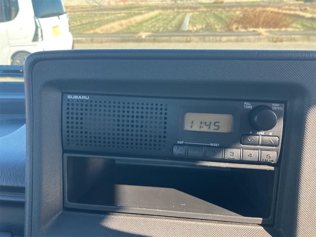 サンバートラック 軽トラック 5速マニュアル 作業灯 純正ラジオ 三方開 ドライブレコーダー エアコン パワーステアリング運転席エアバッグ(22枚目)