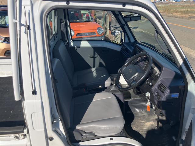 サンバートラック 軽トラック 5速マニュアル 作業灯 純正ラジオ 三方開 ドライブレコーダー エアコン パワーステアリング運転席エアバッグ(28枚目)