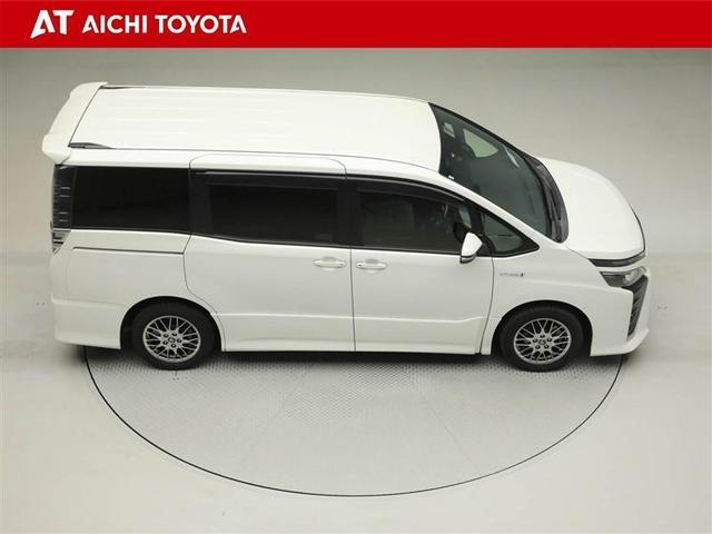 ヴォクシー ハイブリッドＺＳ　ブレーキサポート　リアクーラー　スマートキ－　地上デジタル　ドライブレコーダ　ＥＴＣ車載器　１オーナー　ナビＴＶ　オートエアコン　イモビ　ＬＥＤヘッドライ　ＶＳＣ　両席エアバック　キーレスエントリー（15枚目）