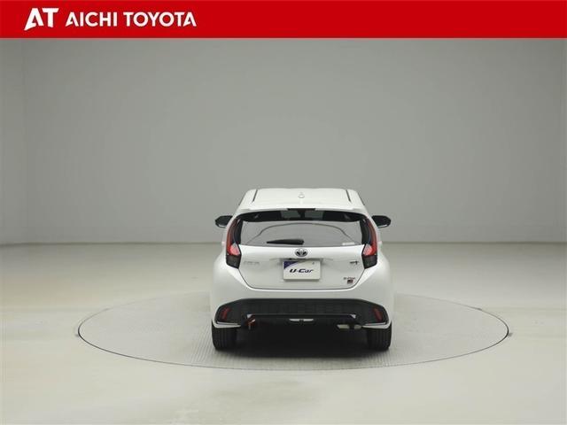 アクア ＧＲスポーツ　スマートキー＆プッシュスタート　イモビライザー　ＬＥＤライト　衝突軽減ブレーキ　地デジ　ワンオーナー車　ＡＣ１００Ｖ　クルコン　メモリナビ　ミュージックプレイヤー接続可　横滑り防止装置　オートエアコン（5枚目）