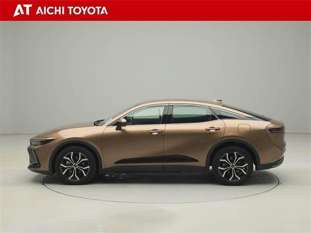 クラウンクロスオーバー Ｇアドバンスド　衝突軽減装置　フルセグテレビ　クルコン　横滑防止装置　ドライブレコーダー　ＬＥＤヘッドライト　Ｂカメラ　元試乗車　Ｐシート　ＥＴＣ　オートエアコン　ＡＣ１００Ｖ電源　１オーナー　ＡＵＸ　エアバッグ（3枚目）