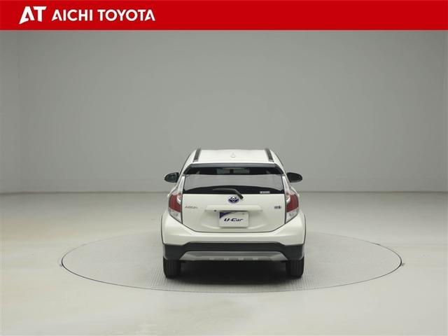 アクア X-アーバン ソリッド Bカメラ 横滑り防止装置 パワーウインドウ オートエアコン ETC車載器 スマートエントリー DVD LEDヘッドライト ABS ナビ&TV フルセグTV 1オーナー エアバック アルミホイール(5枚目)