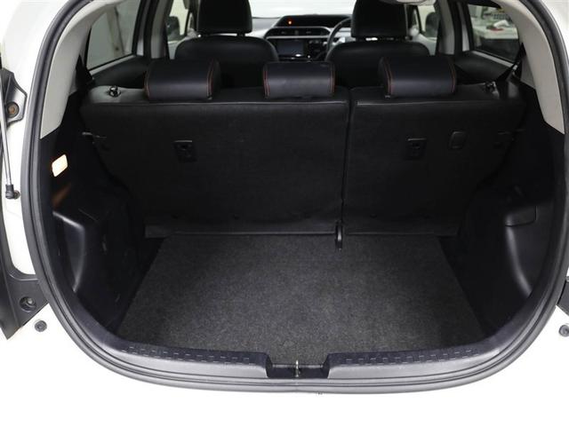 アクア X-アーバン ソリッド Bカメラ 横滑り防止装置 パワーウインドウ オートエアコン ETC車載器 スマートエントリー DVD LEDヘッドライト ABS ナビ&TV フルセグTV 1オーナー エアバック アルミホイール(21枚目)