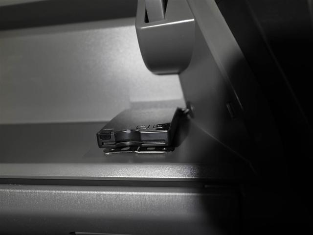 プリウスα Ｓ　チューン　ブラック　ワンオーナ　ＤＶＤ再生機能　バックガイドモニター　サイドカーテンエアバック　ＥＳＣ　盗難防止システム　オートエアコン　ドライブレコーダー　メモリーナビゲーション　ナビ＆ＴＶ　パワーウインドウ　ＡＢＳ（26枚目）