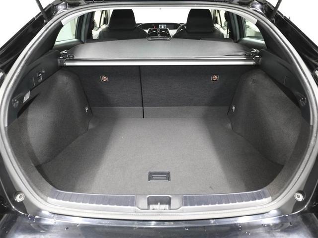 プリウス Ｅ　パワーウインドウ　キーレス　スマートＫ　盗難防止システム　１オーナー　ダブルエアバック　ＥＴＣ装備　パワーステアリング　オートエアコン　メモリーナビ　ＡＢＳ　エアバック　ＬＥＤヘッドランプ　Ｂカメラ（21枚目）