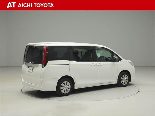 ノア Ｘ　イモビライザー　アイドリングストッ　ＤＶＤ再生可　ＡＵＸ　デュアルエアコン　ワンオーナー車　バックモニタ－　地デジＴＶ　ＬＥＤランプ　ＡＷ　スマートキ　オートエアコン　ＥＳＣ　ナビ＆ＴＶ　パワーステ（6枚目）