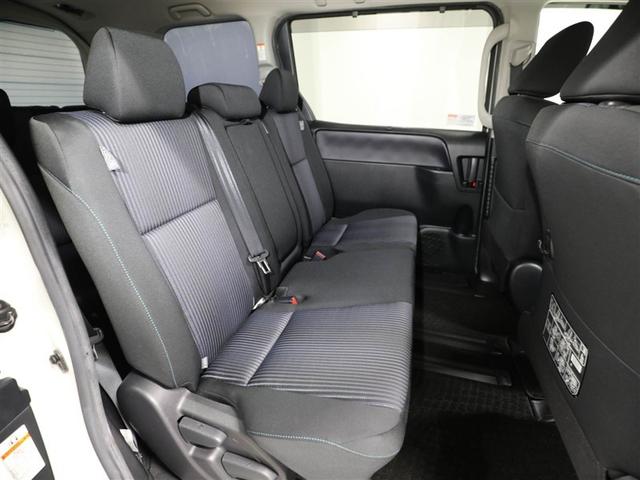 ヴォクシー ＺＳ　両電動スライドドア　地デジ　盗難防止システム　オートエアコン　ダブルエアバッグ　ＤＶＤ再生可　ドライブレコーダー　ＥＴＣ　ＬＥＤヘッドライト　キーレスエントリー　メモリーナビ　ナビＴＶ　ＡＵＸ　ＰＷ（20枚目）