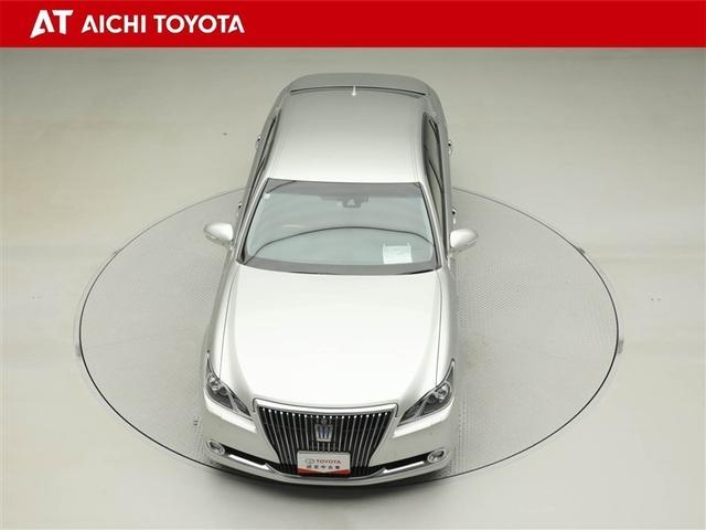 クラウンマジェスタ Fバージョン 衝突回避システム Pシート クルコン AUX DVD可 Wエアコン ETC車載器 Sキー 黒革シート エアコン LEDライト 盗難防止システム キーレス エアバッグ ナビTV 横滑防止 ABS 1オナ(17枚目)