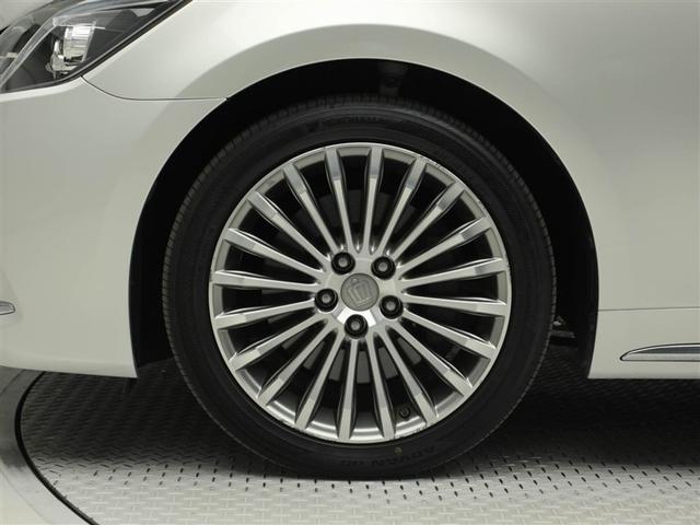 クラウンマジェスタ Fバージョン 衝突回避システム Pシート クルコン AUX DVD可 Wエアコン ETC車載器 Sキー 黒革シート エアコン LEDライト 盗難防止システム キーレス エアバッグ ナビTV 横滑防止 ABS 1オナ(30枚目)