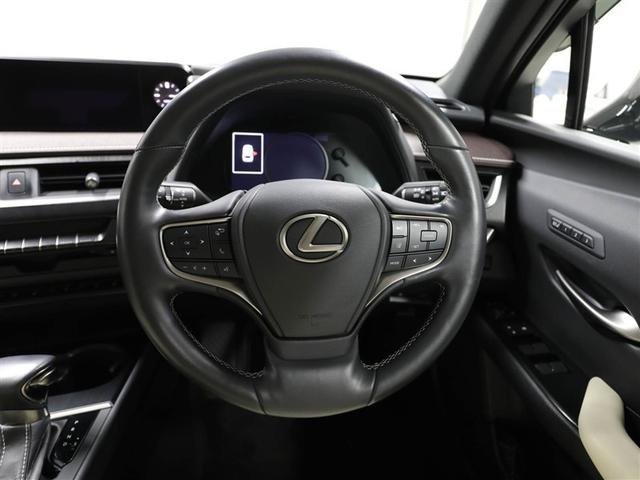 �e����X�C�b�`�Ȃǂ��n���h��������������ƂȂ�����\�ň��S�^�]�Ɏx���������܂��I