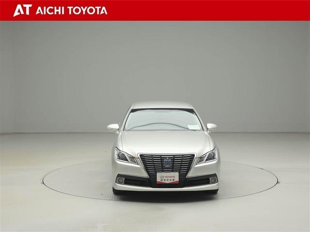 クラウンハイブリッド ロイヤルサルーン　１オーナー車　フルセグテレビ　Ｂカメラ　ＬＥＤヘッドランプ　ＤＶＤ再生機能　盗難防止システム　スマキー　オートクルーズコントロール　電動パワーシート　ＥＳＣ　ＥＴＣ付き　アルミホイール　エアコン　ＰＷ（9枚目）