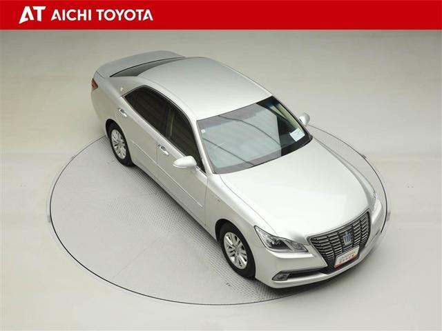 クラウンハイブリッド ロイヤルサルーン　１オーナー車　フルセグテレビ　Ｂカメラ　ＬＥＤヘッドランプ　ＤＶＤ再生機能　盗難防止システム　スマキー　オートクルーズコントロール　電動パワーシート　ＥＳＣ　ＥＴＣ付き　アルミホイール　エアコン　ＰＷ（16枚目）