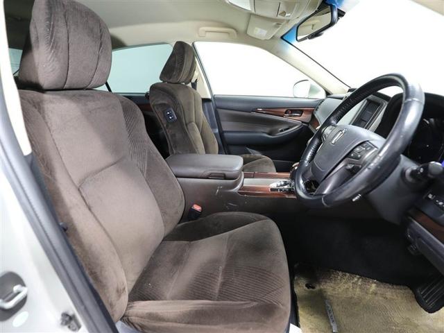 クラウンハイブリッド ロイヤルサルーン　１オーナー車　フルセグテレビ　Ｂカメラ　ＬＥＤヘッドランプ　ＤＶＤ再生機能　盗難防止システム　スマキー　オートクルーズコントロール　電動パワーシート　ＥＳＣ　ＥＴＣ付き　アルミホイール　エアコン　ＰＷ（19枚目）