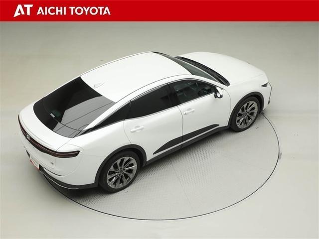 クラウンクロスオーバー Ｇアドバンスド　衝突軽減装置　フルセグテレビ　クルコン　横滑防止装置　ドライブレコーダー　ＬＥＤヘッドライト　Ｂカメラ　Ｐシート　ＥＴＣ　オートエアコン　ＡＣ１００Ｖ電源　１オーナー　ＡＵＸ　エアバッグ　４ＷＤ　ＴＶ（14枚目）