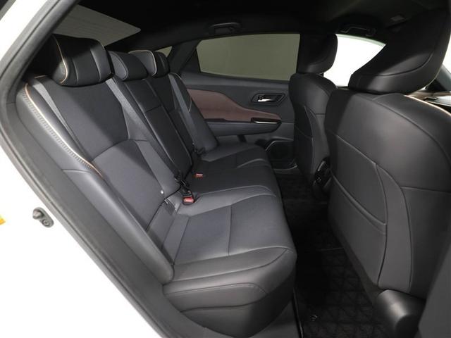 クラウンクロスオーバー Ｇアドバンスド　衝突軽減装置　フルセグテレビ　クルコン　横滑防止装置　ドライブレコーダー　ＬＥＤヘッドライト　Ｂカメラ　Ｐシート　ＥＴＣ　オートエアコン　ＡＣ１００Ｖ電源　１オーナー　ＡＵＸ　エアバッグ　４ＷＤ　ＴＶ（20枚目）