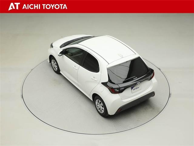 ヤリス Ｘ　ＰＣＳ　スマートキーシステム　元レンタカー　横滑り防止装置付き　ワイヤレスキー　バックガイドモニター　盗難防止　サイドエアバック　エアコン　Ｗエアバッグ　パワーウインドウ　ＥＴＣ付き　パワステ　ナビ（12枚目）