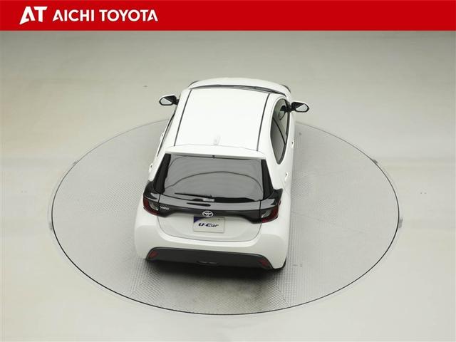 ヤリス Ｘ　ＰＣＳ　スマートキーシステム　元レンタカー　横滑り防止装置付き　ワイヤレスキー　バックガイドモニター　盗難防止　サイドエアバック　エアコン　Ｗエアバッグ　パワーウインドウ　ＥＴＣ付き　パワステ　ナビ（13枚目）