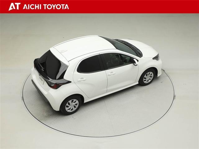 ヤリス Ｘ　ＰＣＳ　スマートキーシステム　元レンタカー　横滑り防止装置付き　ワイヤレスキー　バックガイドモニター　盗難防止　サイドエアバック　エアコン　Ｗエアバッグ　パワーウインドウ　ＥＴＣ付き　パワステ　ナビ（14枚目）