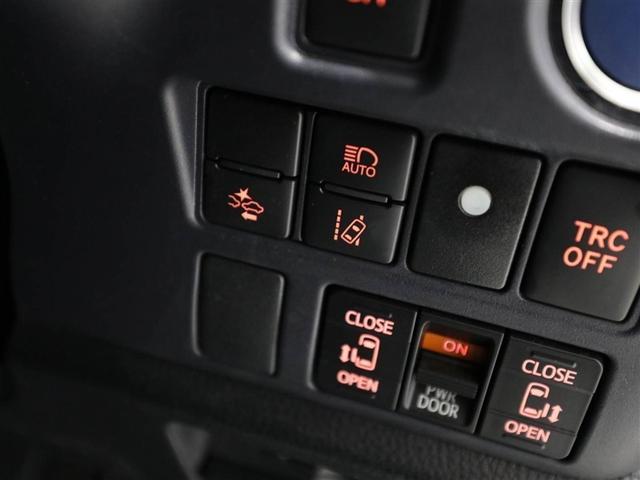 �e����X�C�b�`�Ȃǂ��g���₷���ʒu�ɔz�u����Ă��܂��I