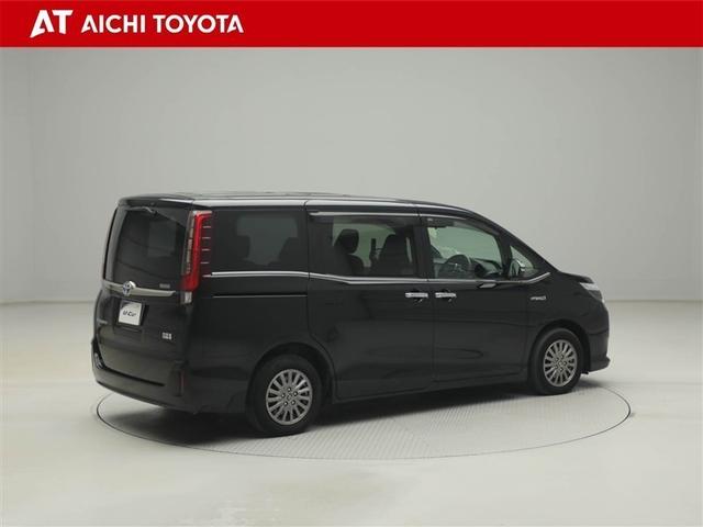 エスクァイア ハイブリッドＧｉ　ブラックテーラード　オートクルーズコントロール　地デジＴＶ　スマートキー　ナビ＆ＴＶ　ＬＥＤヘッド　キーレス　ＥＴＣ　ドラレコ　メモリーナビ　パワーウィンドウ　パワーステアリング　横滑り防止機能　Ｗエアコン　３列シート（6枚目）