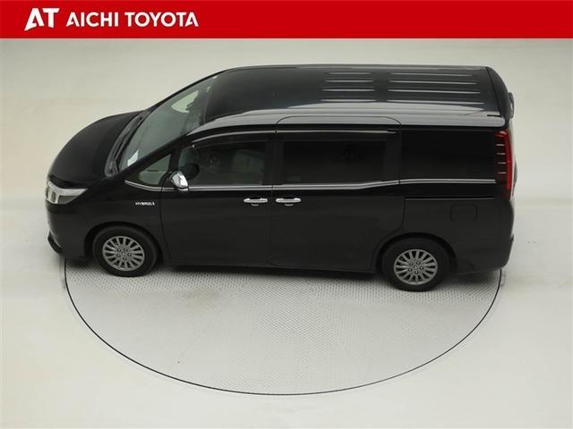 エスクァイア ハイブリッドＧｉ　ブラックテーラード　オートクルーズコントロール　地デジＴＶ　スマートキー　ナビ＆ＴＶ　ＬＥＤヘッド　キーレス　ＥＴＣ　ドラレコ　メモリーナビ　パワーウィンドウ　パワーステアリング　横滑り防止機能　Ｗエアコン　３列シート（11枚目）