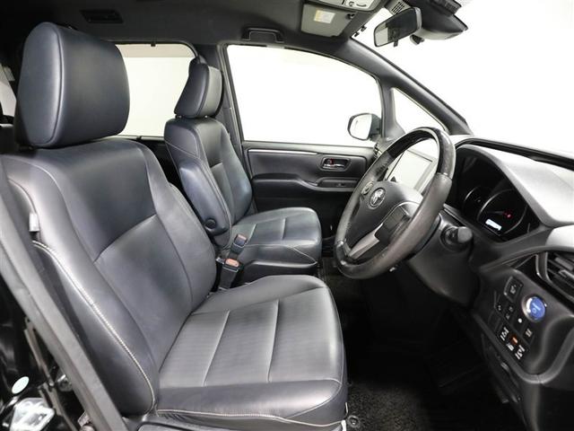 エスクァイア ハイブリッドＧｉ　ブラックテーラード　オートクルーズコントロール　地デジＴＶ　スマートキー　ナビ＆ＴＶ　ＬＥＤヘッド　キーレス　ＥＴＣ　ドラレコ　メモリーナビ　パワーウィンドウ　パワーステアリング　横滑り防止機能　Ｗエアコン　３列シート（19枚目）