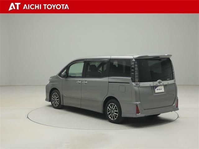 ヴォクシー ZS 煌 地上デジタル 両側パワードア アイドリングストップ車 パワーウィンド 横滑防止 1オーナ DVD可 盗難防止装置 スマートエントリー Bカメラ AUX LEDヘッドライト メモリーナビ 3列シート(4枚目)