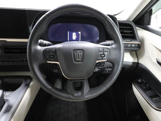 クラウンクロスオーバー Ｇアドバンスド　衝突軽減装置　フルセグテレビ　クルコン　横滑防止装置　ドライブレコーダー　ＬＥＤヘッドライト　Ｂカメラ　Ｐシート　ＥＴＣ　オートエアコン　ＡＣ１００Ｖ電源　１オーナー　ＡＵＸ　エアバッグ　４ＷＤ　ＴＶ（24枚目）