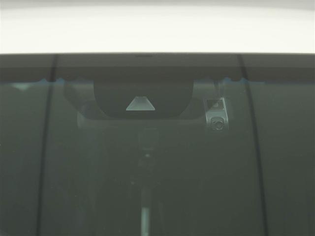 クラウンハイブリッド Ｓ　バックガイドモニター　メモリーナビゲーション　地デジＴＶ　ＥＴＣ車載器　電動シート　ＬＥＤヘッド　イモビライザー　ドラレコ　メディアプレイヤー接続　横滑り防止装置　スマートキー　キーフリー　ナビ＆ＴＶ（28枚目）