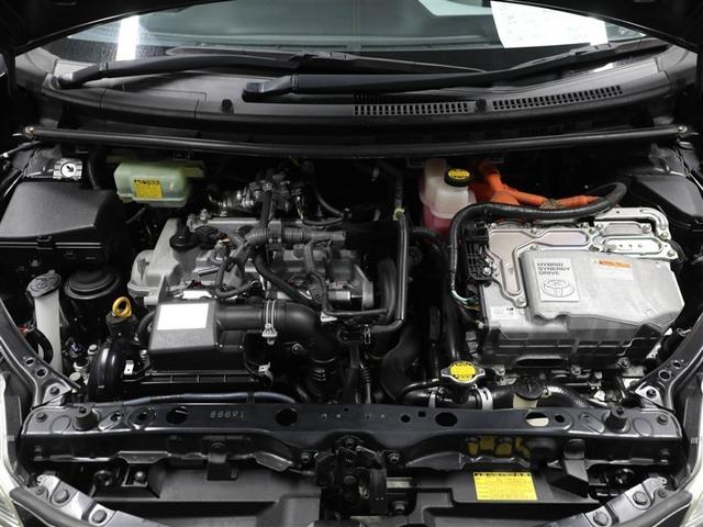 アクア Ｓ　スマートキープッシュスタート　キーレスエントリ　エアロ　フルセグ地デジ　イモビ　ナビ＆ＴＶ　オートエアコン　デュアルエアバック　ＥＳＣ　Ｂカメラ　パワーウィンドウ　ＡＵＸ端子　ＥＴＣ　ＤＶＤ再生可能（25枚目）