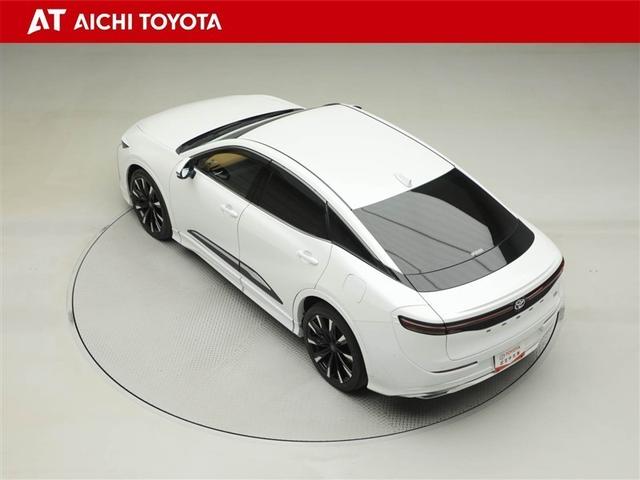 クラウンクロスオーバー ＲＳアドバンスド　衝突回避　オートクルーズコントロール　横滑り防止　フルセグＴＶ　パワーシート　レザーシート　ＬＥＤ　アルミホイール　ＡＣ１００Ｖ　スマートキー　ＡＢＳ　エアロ　ＴＶ　フルオートエアコン　イモビライザー（12枚目）