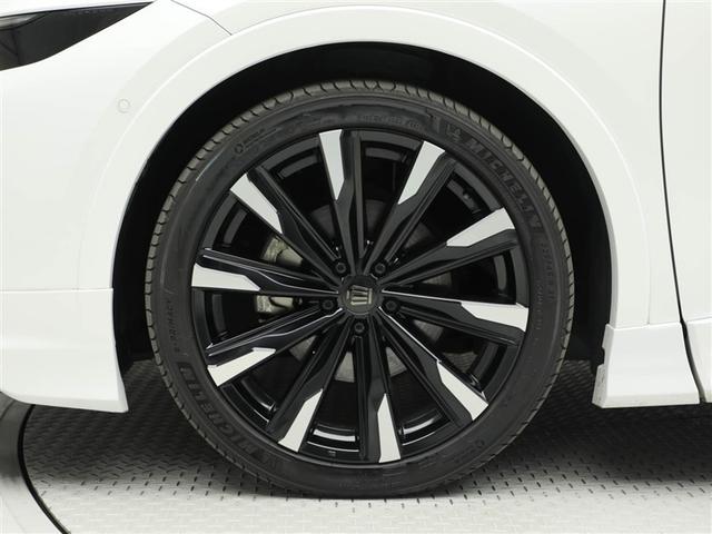 クラウンクロスオーバー ＲＳアドバンスド　衝突回避　オートクルーズコントロール　横滑り防止　フルセグＴＶ　パワーシート　レザーシート　ＬＥＤ　アルミホイール　ＡＣ１００Ｖ　スマートキー　ＡＢＳ　エアロ　ＴＶ　フルオートエアコン　イモビライザー（30枚目）