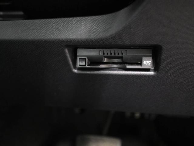 アクア Ｌ　ＡＣ　ＬＥＤ　イモビライザー　前席ＰＷ　ナビＴＶ　ＶＳＣ　メモリーナビゲーション　１セグ　ＥＴＣ車載器　ＳＲＳ　デュアルエアバック　キーレスエントリーシステム　メディアプレイヤー接続　ＰＳ　ＡＢＳ（25枚目）