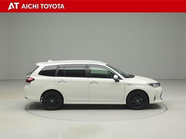 カローラフィールダー ハイブリッドＧ　ダブルバイビー　ＰＣＳ　インテリキー　横滑防止　クルーズコントロール　ＬＥＤヘッドライト　オートエアコン　ワンオーナー　ＥＴＣ　アルミホイール　キーフリーシステム　サイドエアバッグ　パワーウィンドウ　ＡＢＳ　盗難防止（7枚目）