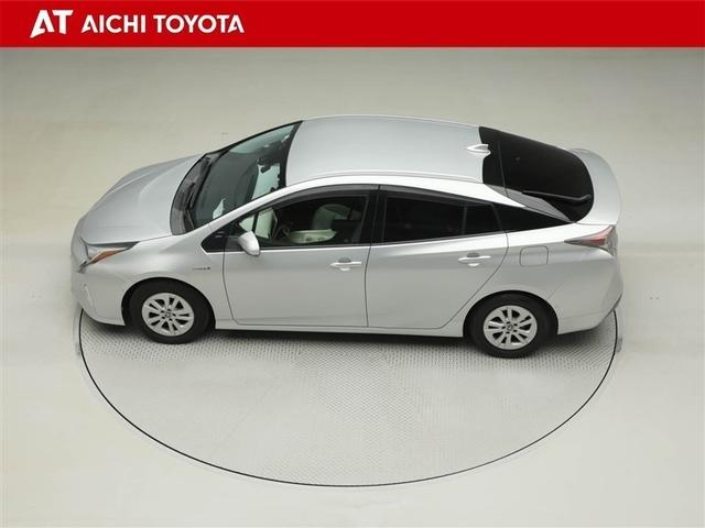 プリウス Ｓセーフティプラス　衝突回避システム　Ｂモニター　ドラレコ付き　ＬＥＤライト　クルコン　ＥＴＣ装備　スマートＫＥＹ　ナビＴＶ　イモビライザー　横滑り防止機能　ＰＷ　カーテンエアバッグ　キーレスエントリー　オ－トエアコン（11枚目）