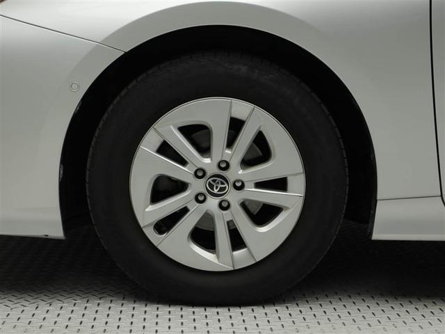 プリウス Ｓセーフティプラス　衝突回避システム　Ｂモニター　ドラレコ付き　ＬＥＤライト　クルコン　ＥＴＣ装備　スマートＫＥＹ　ナビＴＶ　イモビライザー　横滑り防止機能　ＰＷ　カーテンエアバッグ　キーレスエントリー　オ－トエアコン（30枚目）