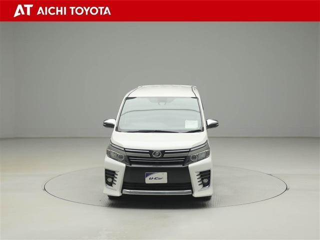 ヴォクシー ＺＳ　煌ＩＩ　スマートキー・プッシュスタート　バックガイドモニター　セキュリティアラーム　両側パワスラドア　１オーナー　ＥＴＣ車載器　地デジテレビ　ＶＳＣ　ＬＥＤライト　助手席エアバック　キーレスエントリー　ＡＣ（9枚目）