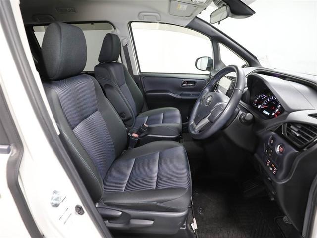 ヴォクシー ＺＳ　煌ＩＩ　スマートキー・プッシュスタート　バックガイドモニター　セキュリティアラーム　両側パワスラドア　１オーナー　ＥＴＣ車載器　地デジテレビ　ＶＳＣ　ＬＥＤライト　助手席エアバック　キーレスエントリー　ＡＣ（19枚目）